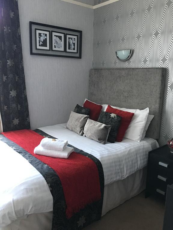 Adelphi Guest House Southport Exteriör bild