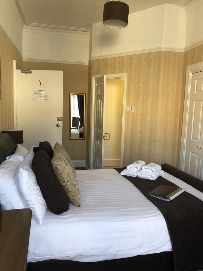 Adelphi Guest House Southport Exteriör bild